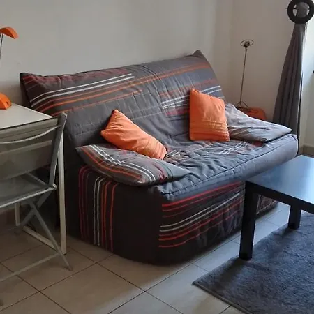 Apartament Meuble Et Equipe Die